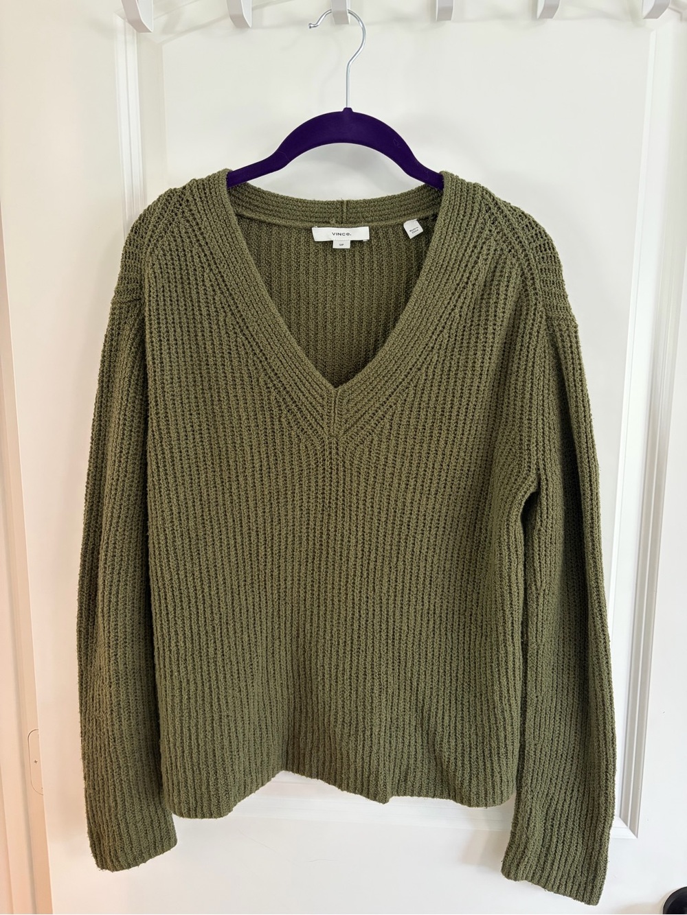Vince Women’s Olive Green Oversized Ribbed V-Neck Sweater